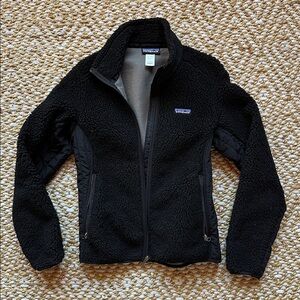 Patagonia | Women's Retro-X Fleece Jacket in Black